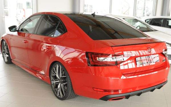 Rieger Heckeinsatz (für orig. elektr. AHK) nur 2.0 TSI (200/206kW) – Bild 4