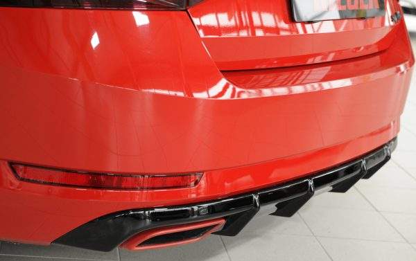 Rieger Heckeinsatz nur 2.0 TSI (200/206kW) – Bild 4