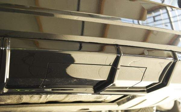 Rieger Heckeinsatz (für orig. elektr. AHK) ohne Aussparung für Endrohrblenden – Bild 4