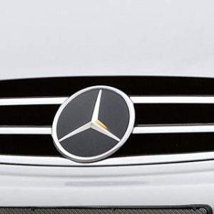 Frontgrill schwarz/chrom, Mercedes CLK (W209) für Fzg. mit Distronic