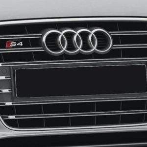 Kühlergrill Audi S4 (B8) platinumgrau,inkl S4-Logo inkl. Kennzeichenaussparung, mit Aussp. für PDC