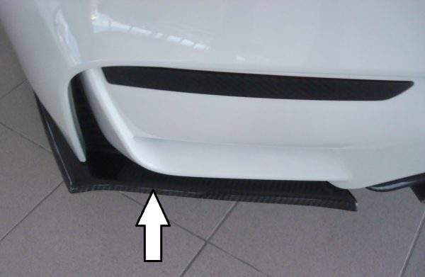 Carbon Heckschürzenansatz links für BMW M4 F82/83 u. M3 F80, für orig. Heckschürze – Bild 3