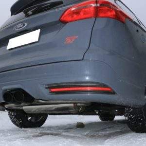 Ford Focus III ST Turnier Diesel Endschalldämpfer quer Ausgang mittig - 2x115x85 Typ 32 mittig schwarz beschichtet