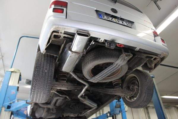 VW T4 - Frontantrieb - Bus/ Transporter/ Multivan/ Caravelle Endschalldämpfer - 160x80 Typ 53 – Bild 4