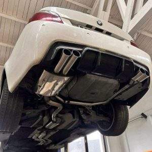 BMW E60/61 - 520i/ 523i/ 525i/ 530i Endschalldämpfer Ausgang rechts/links - 2x80 Typ 10 rechts/links M5-Optik