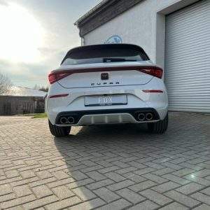 Cupra Leon 4x2 - KL Endschalldämpfer Ausgang rechts/links - 2x80 Typ 16 rechts/links
