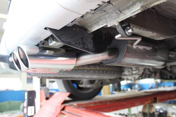 Mercedes Vito/ Viano - W639 - NICHT Kompact/ not kompact Endschalldämpfer - 2x115x85 Typ 32 – Bild 5