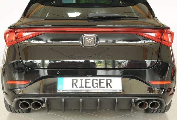 Rieger Heckeinsatz (für Fzg. mit AHK) mit Endrohraussparung li./re. für 4-Rohr-ESD – Bild 6
