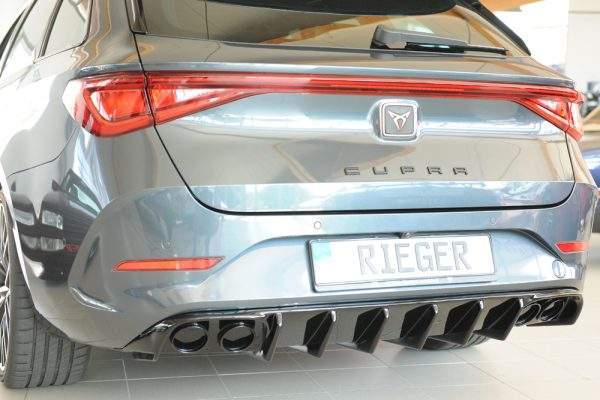Rieger Heckeinsatz (für Fzg. ohne AHK) ohne Endrohraussparung – Bild 5