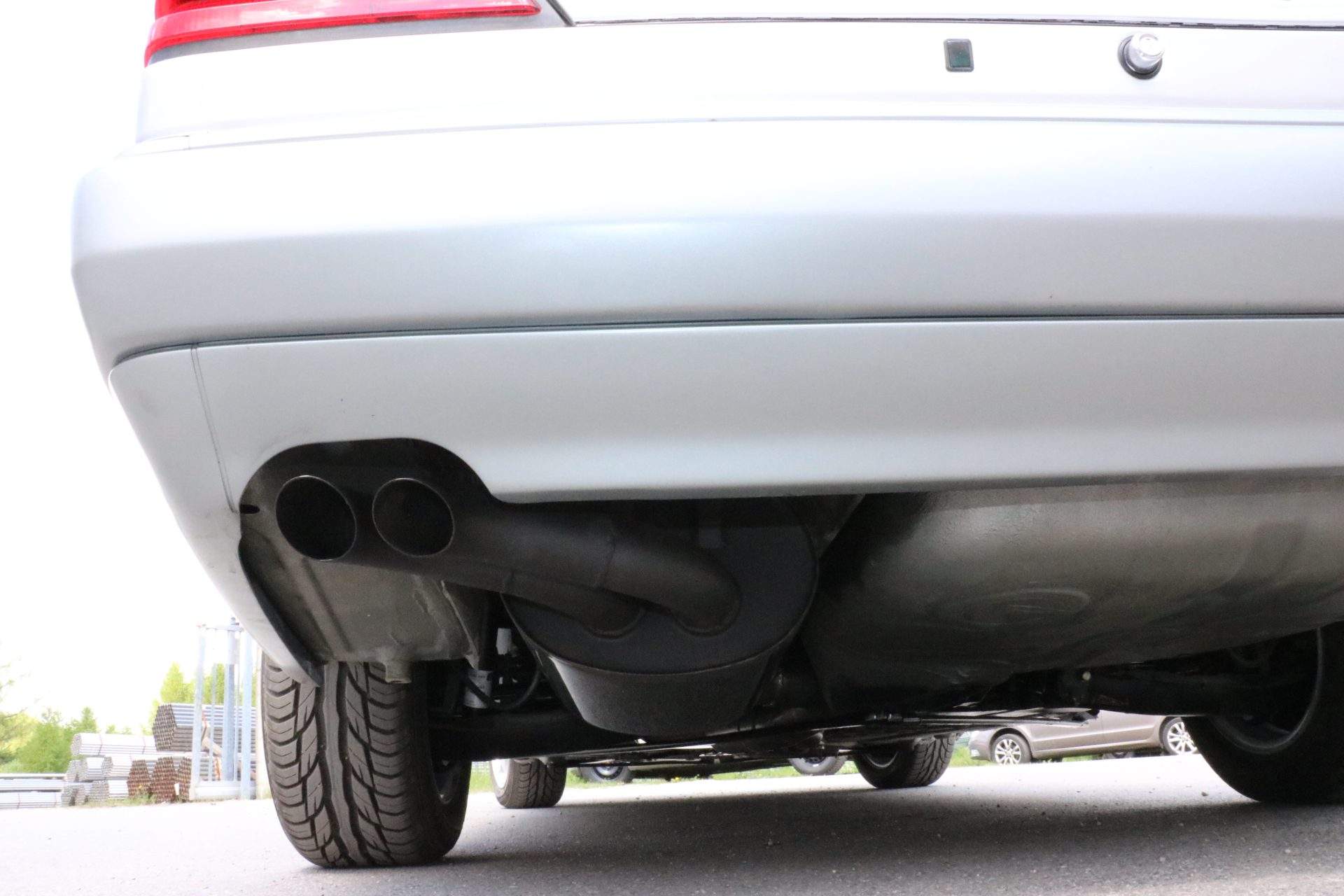Mercedes E-Klasse W124 Cabrio Endschalldämpfer Ø70mm - 2x55 Typ 28 (Dieseloptik - von hinten nicht sichtbar) – Bild 3