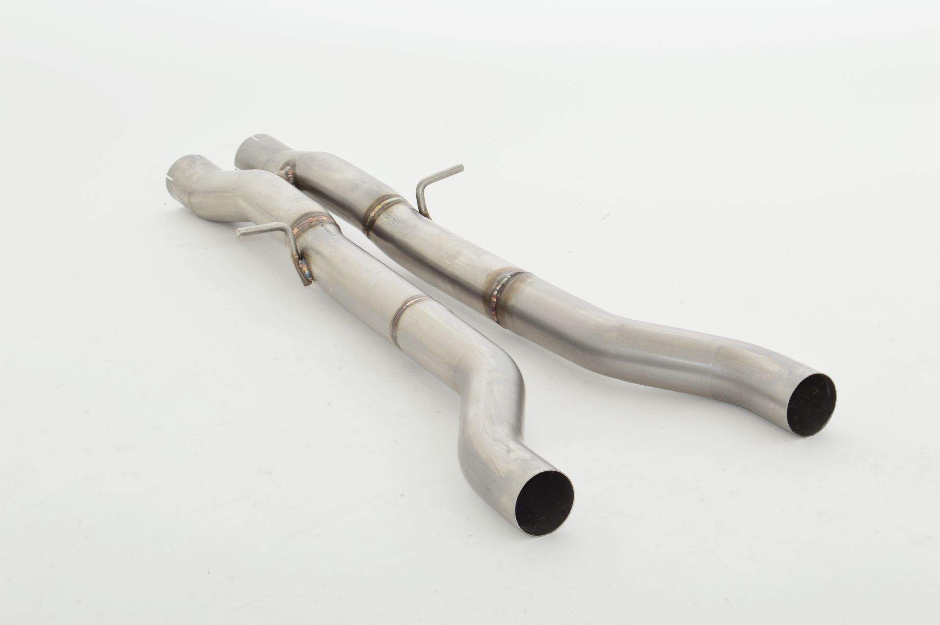 2x76mm Mittelschalldämpferersatzrohr Audi RS6 4F Quattro